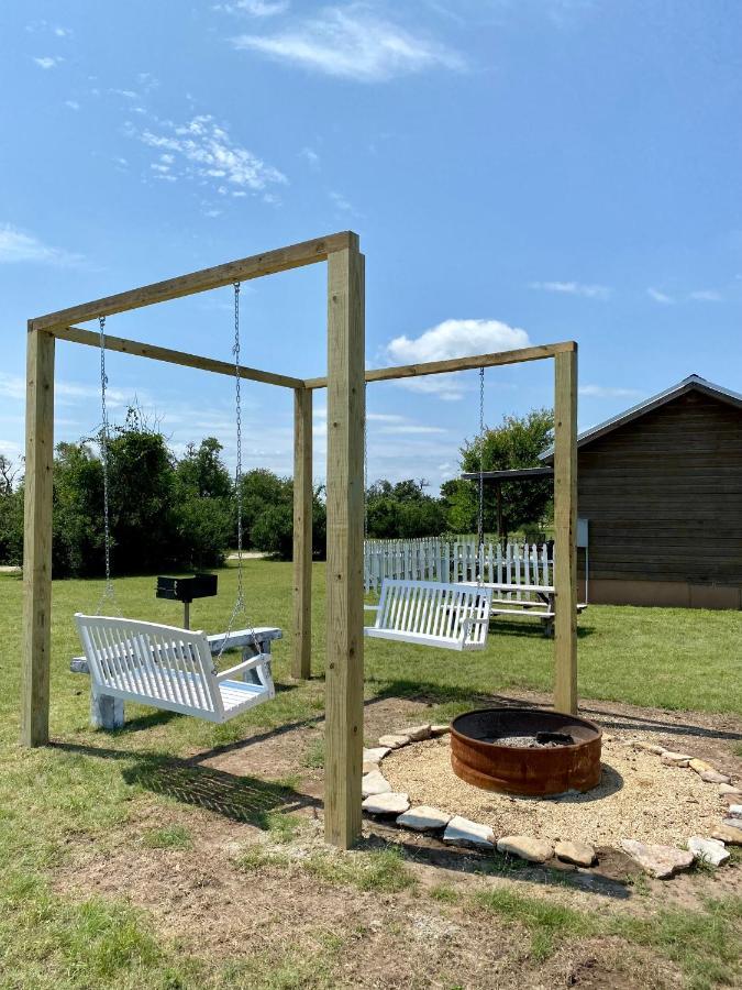 City On A Hill At Spring Creek Fredericksburg Extérieur photo