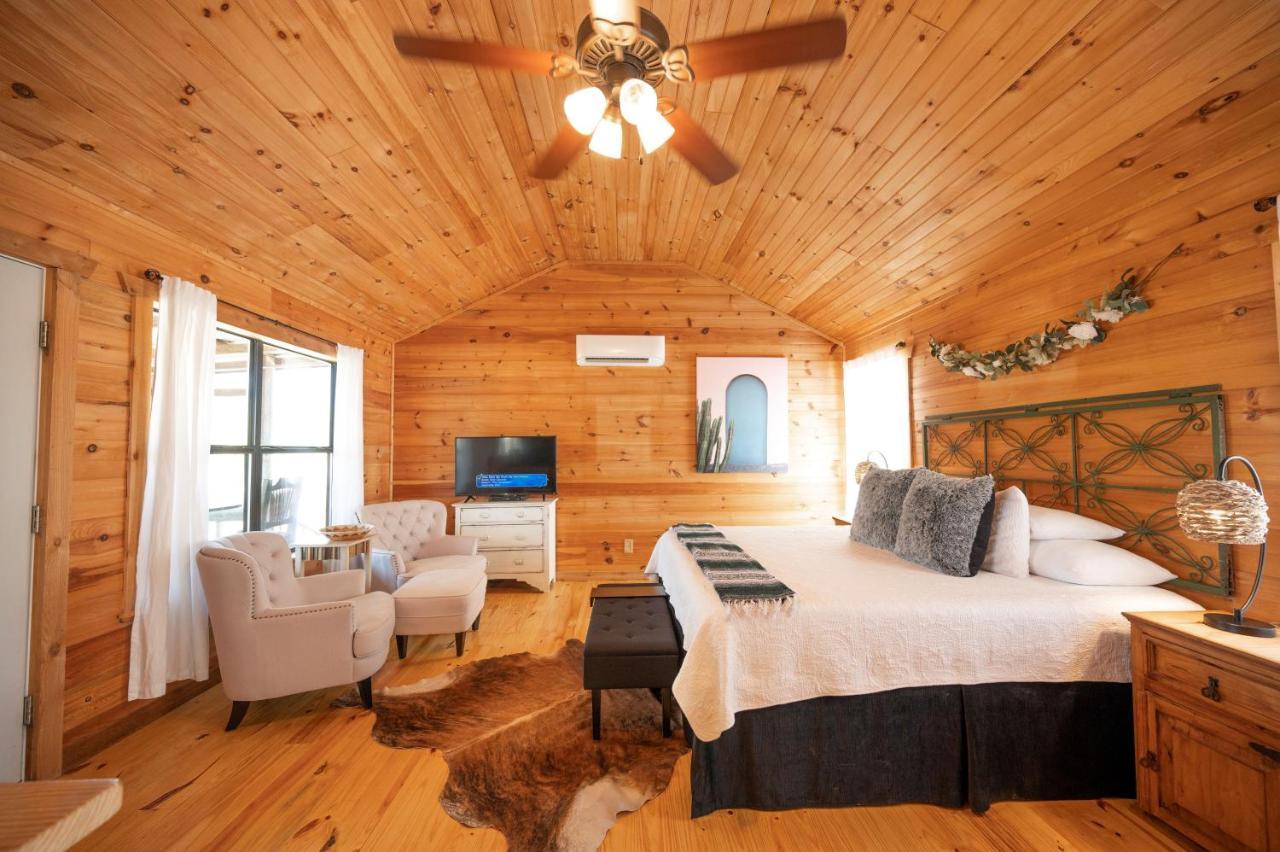 City On A Hill At Spring Creek Fredericksburg Extérieur photo